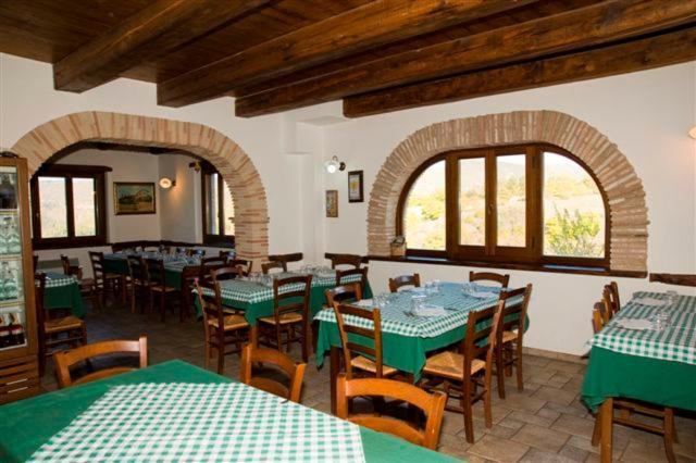 Agriturismo Valle Tezze Cascia Ngoại thất bức ảnh