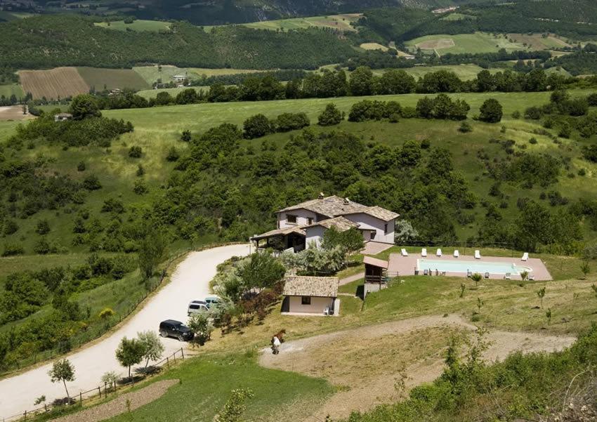 Agriturismo Valle Tezze Cascia Ngoại thất bức ảnh